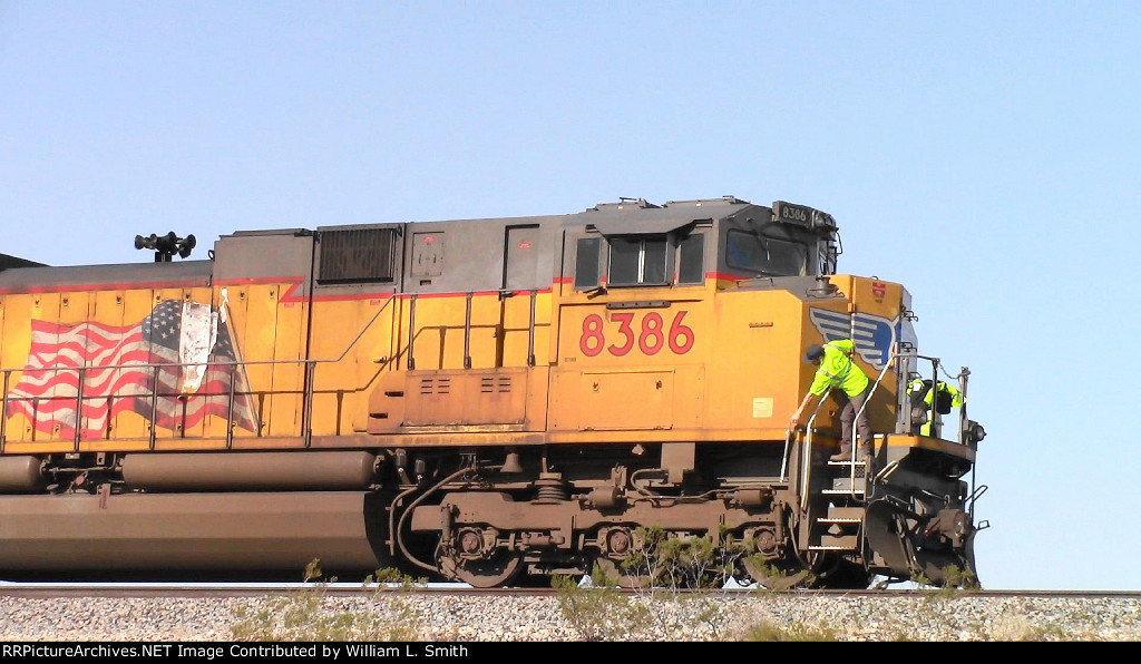 Crew change at Erie NV -4